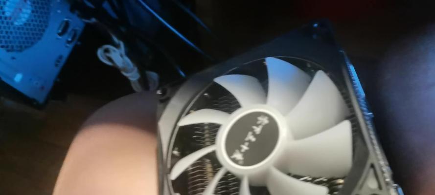 散热器风扇安装困难怎么办？  第1张