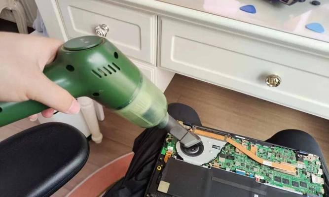 电脑散热器拆卸困难怎么办？需要哪些工具？  第1张