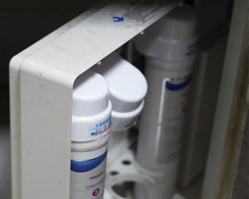 美的净水器安装与故障维修指南（教你轻松安装和维修美的净水器）  第3张