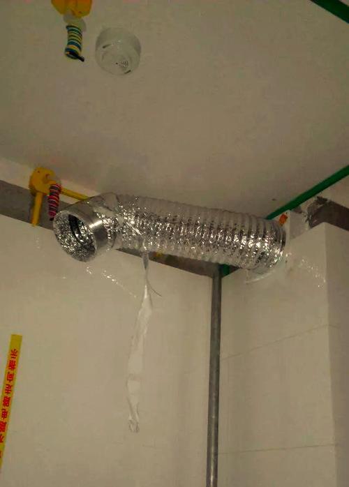 如何解决抽油烟机一边有烟气的问题（有效净化厨房空气，提高生活质量）  第3张
