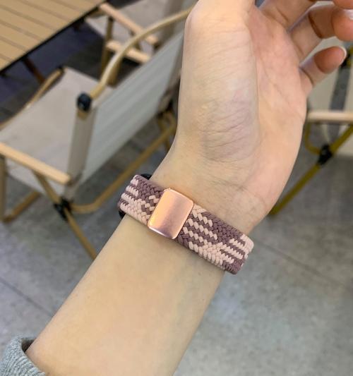 华为手环9静谧蓝尼龙表带的舒适度如何？耐用性怎么样？  第2张